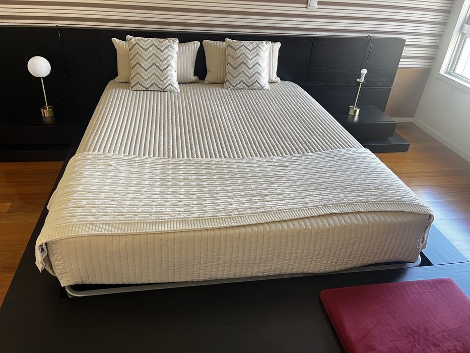 Cama de casal + colchão