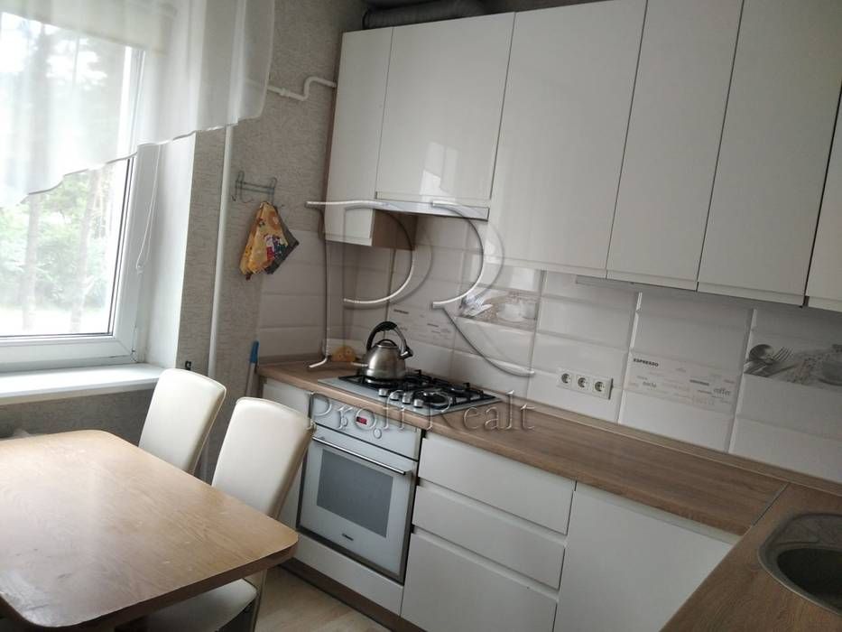 Продаж 1 кімн. кв./ Бровари/Автошкола Биківня