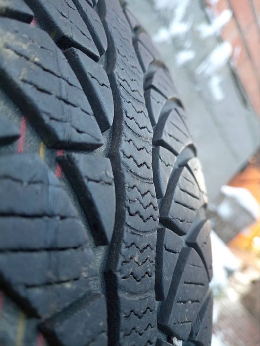 Зимова гума на дисках 195/65/r15 5/112