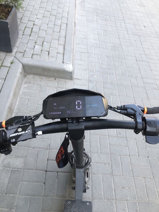 Електросамокат Kukirin G2