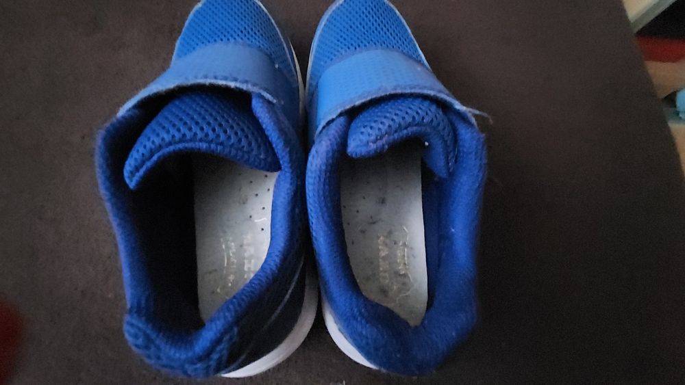 Buty sportowe, adidaski martes r. 30
