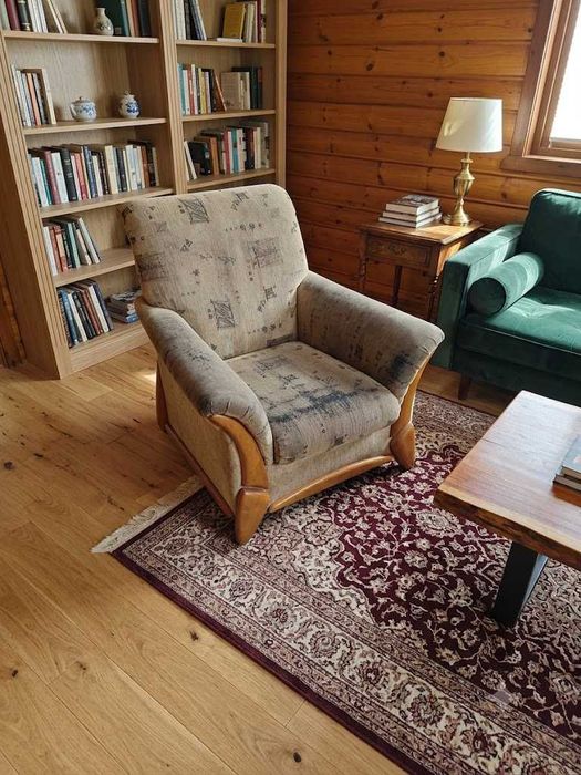 Fotel solidny w klasycznym stylu retro / vintage z PRL bardzo wygodny
