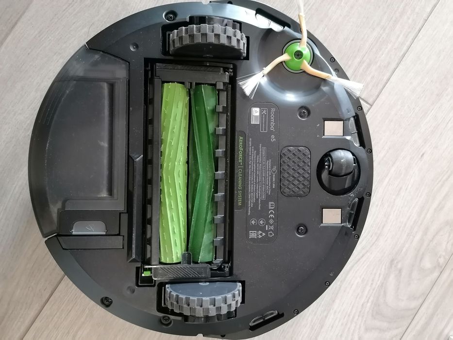 Aspirador iRobot Roomba E5