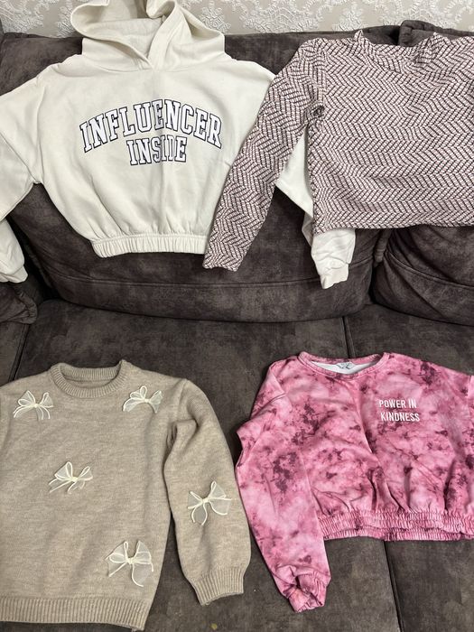 Кофтинки на дівчинку 500грн. 4шт