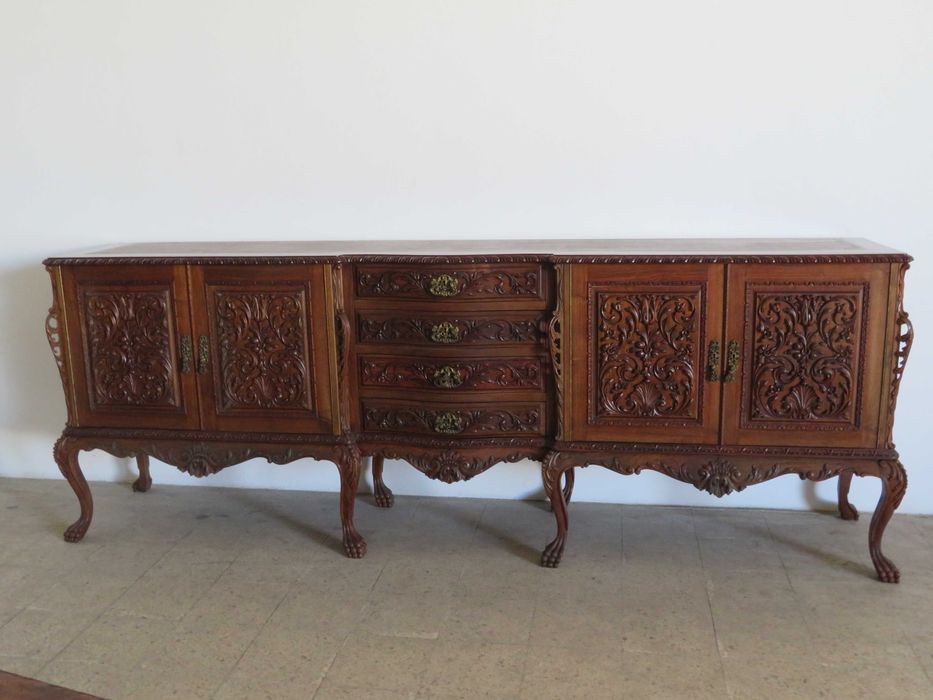 Aparador  e Cadeiras Vintage  Anos 60  Nogueira