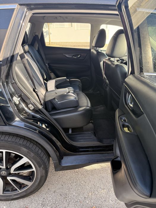 Nissan xtrail tekna 7 lugares, 360