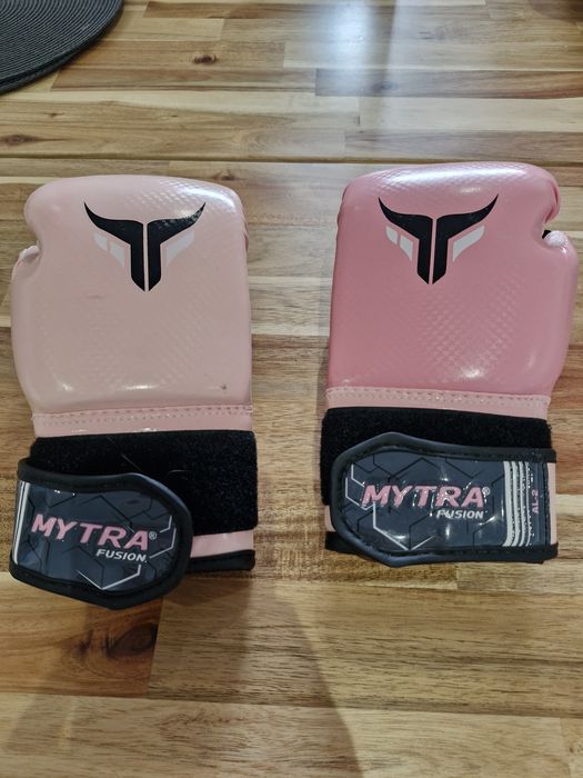 Luvas de boxe para criança rosa