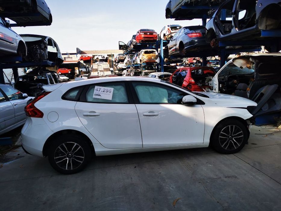 Peças Volvo V40 2.0 do ano 2017 (D4204T9)