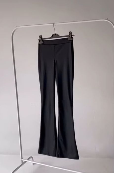 Лосини  легінси кльош з екошкіри