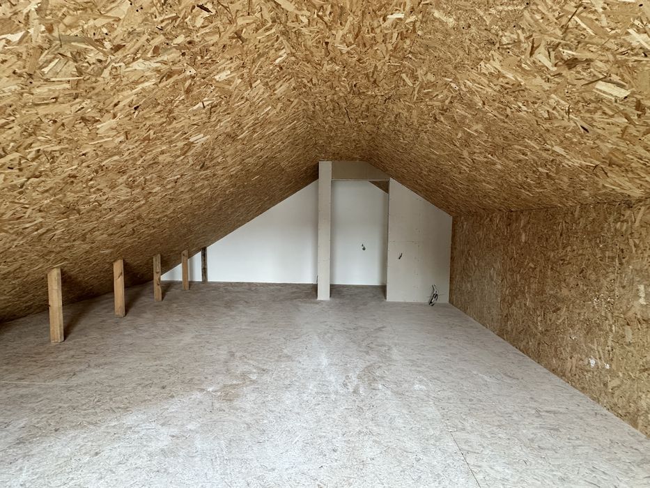 Компактний дуплекс в Котеджному містечку.