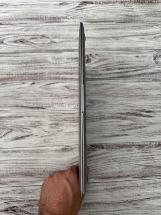 Apple Macbook Air 2020 M1 / 16Gb / SSD 256Gb