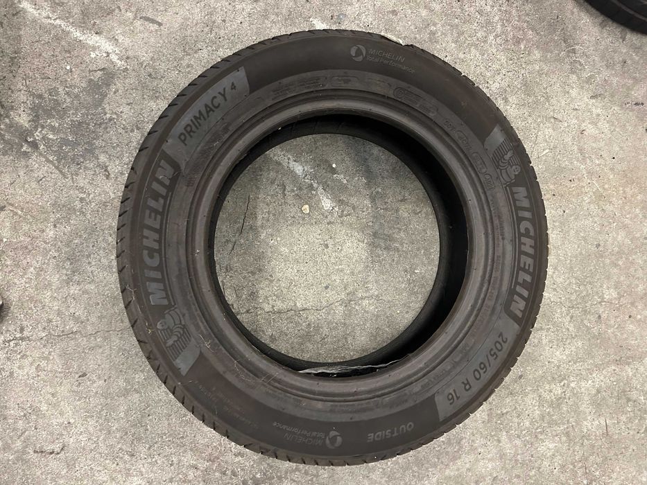 Pneus 205/60/R16