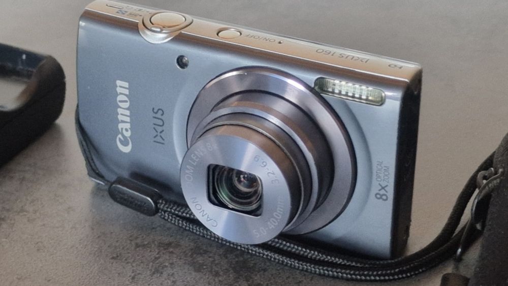 Máquina Fotográfica CANON IXUS 160
