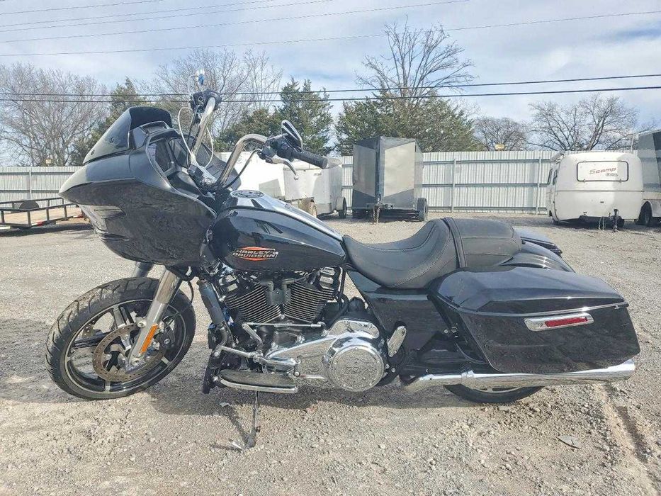 Harley-Davidson FLTRX 2025