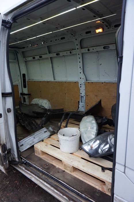 Renault Master III uszkodzony