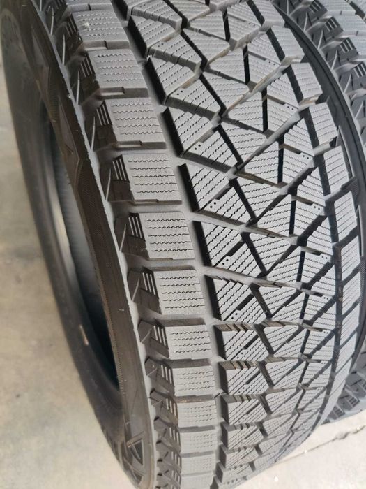bridgestone blizzak dm v2 225 65 r17 - Купити шини, диски та