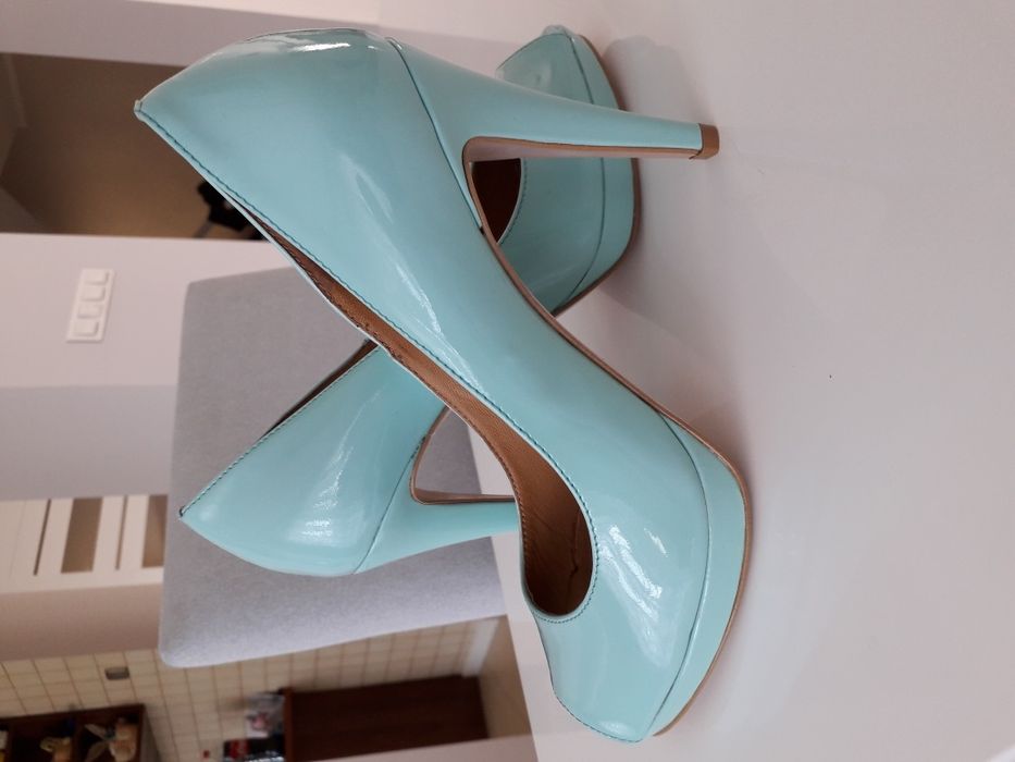 Szpilki gino rossi  36