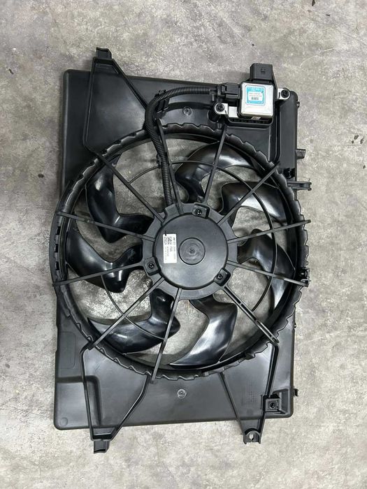 Вентилятор охолодження 17-22р. Hyundai Ioniq,KIA Niro (Оригінал Корея)