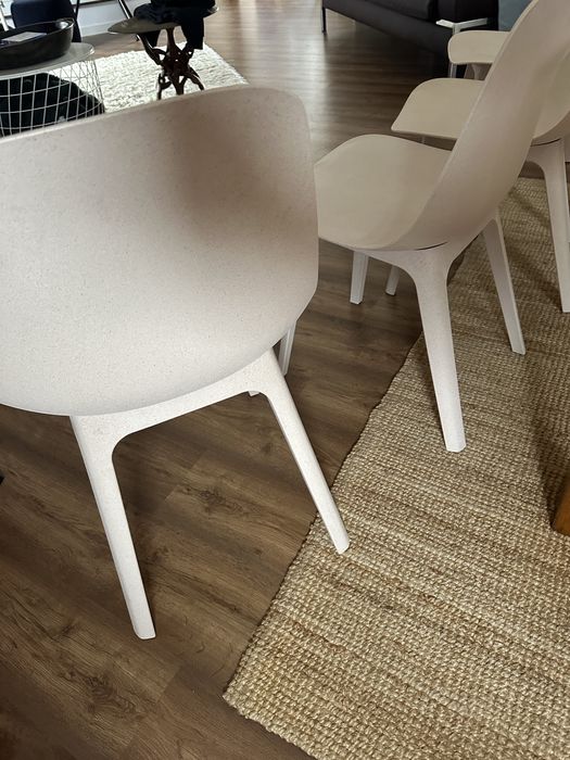 4 cadeiras robustas beje Odger ikea como novas