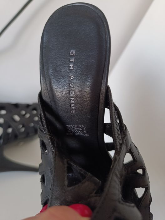 Sandały na obcasie 5th Avenue