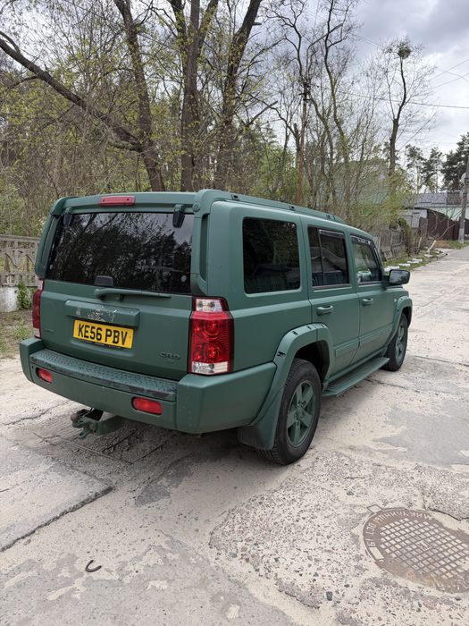 Jeep Commander 3.0 дизель автомат 4*4