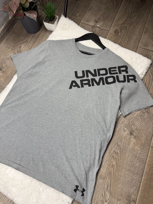 Спортивна Футболка Under Armour