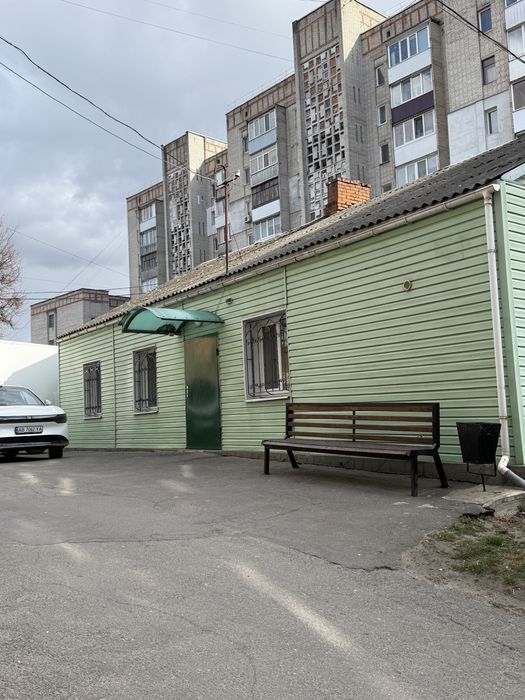 Оренда окремостоячої будівлі на Замості
