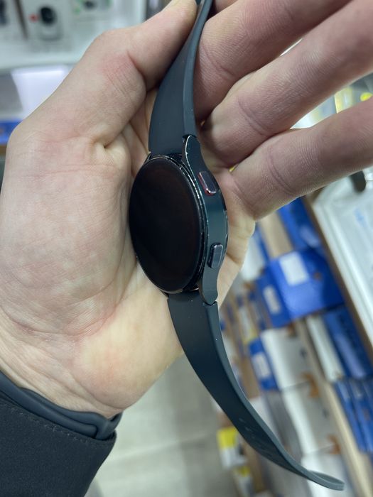 Годинник Samsung Galaxy Watch 4 44mm
