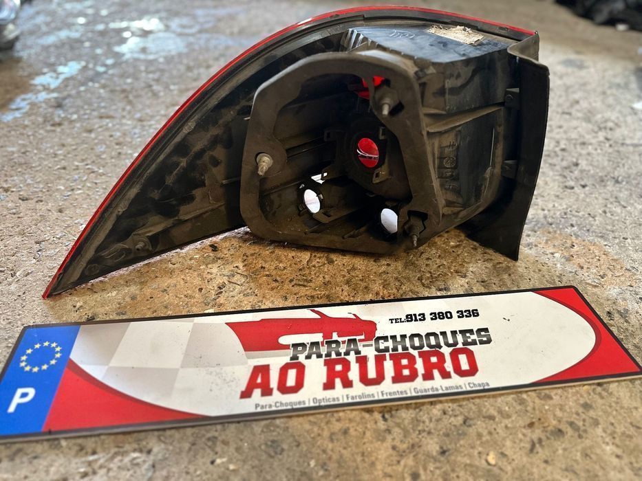 Farolim direito vw golf 5 variante