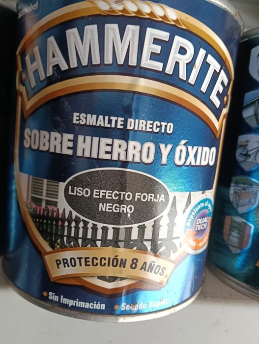 Tintas, vernizes, protetores de madeira