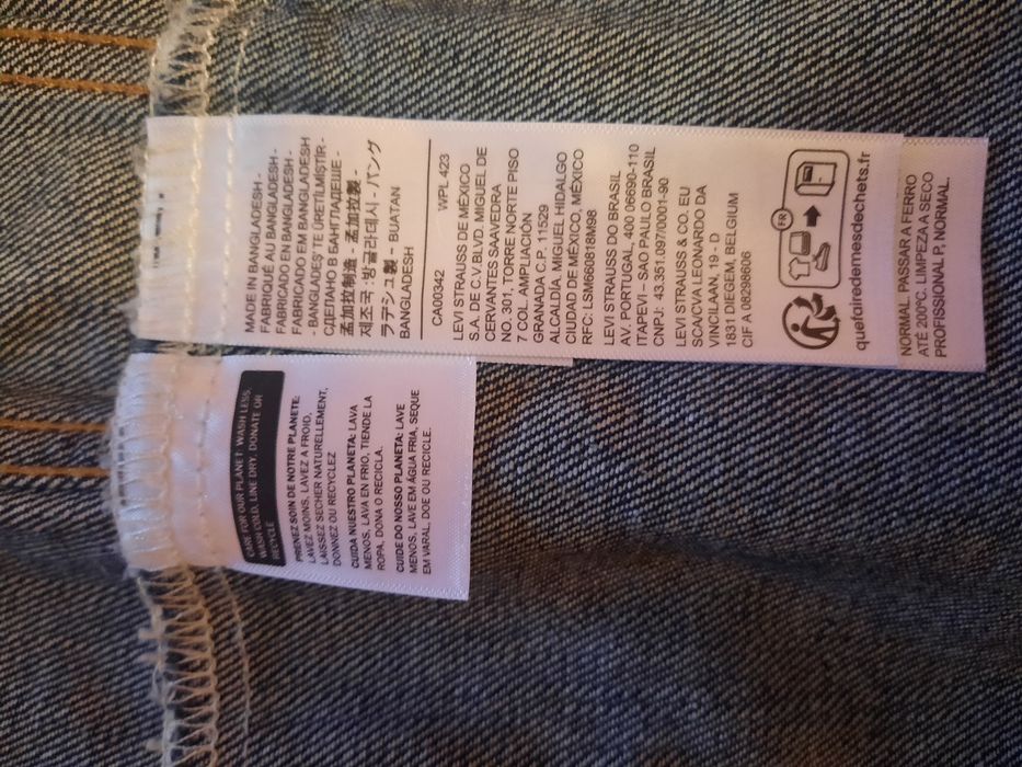 Продам джинсовый пиджак Levi's