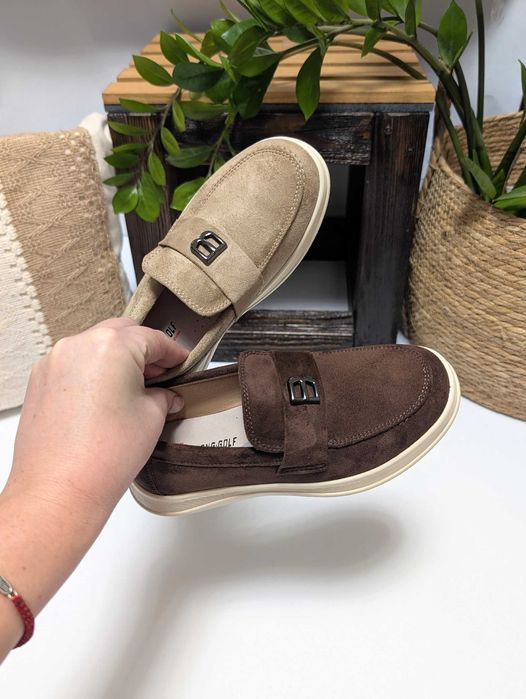 Дитячі лофери для дівчат