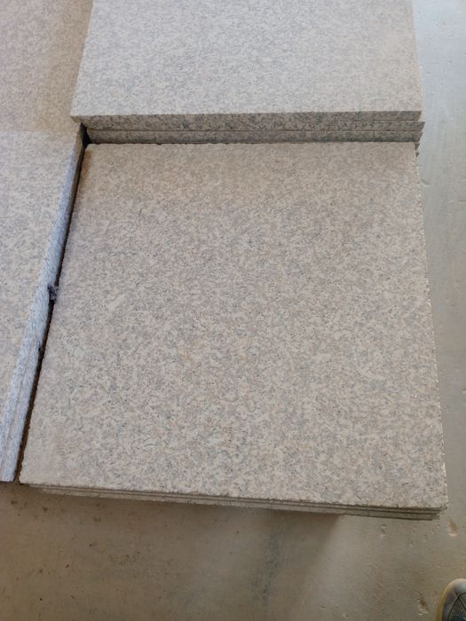 Ladrilho granito amarelo