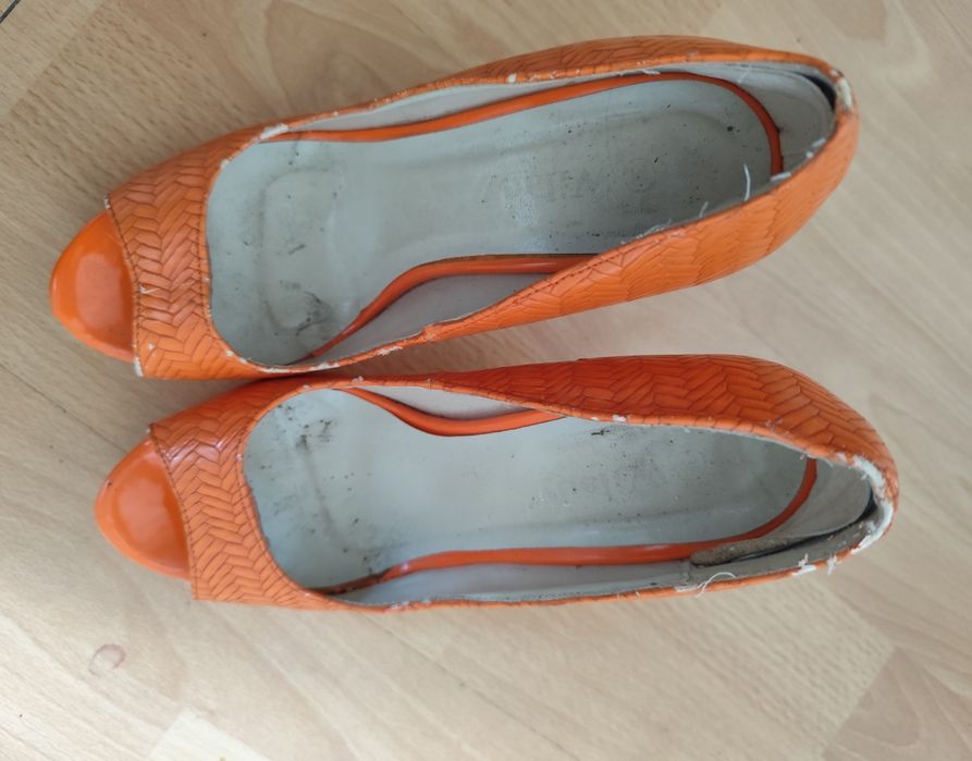 Buty szpilki platformy koturny obcasy noir conneseir