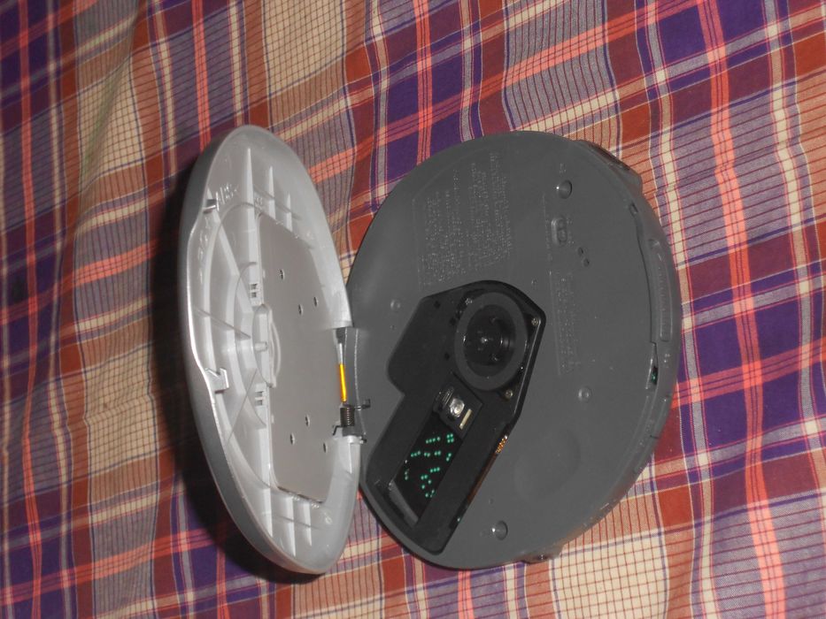 Leitor CD Sony CDwalkman mod. D-EJ613