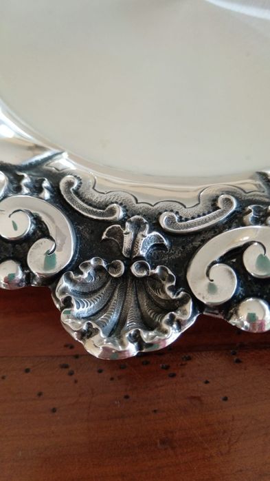 Salva em prata com 3 pés, 30 cm