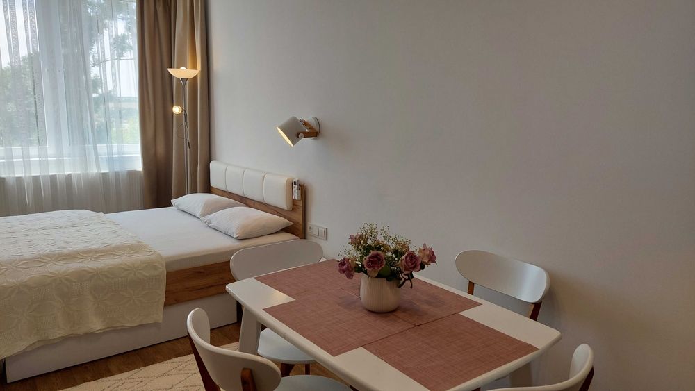 Нові апартаменти 2-к Центр Парковка Квартира подобово Family Estate