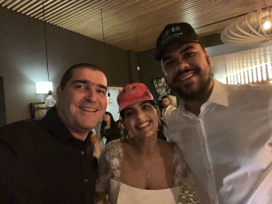 DJ , dom e iluminacao