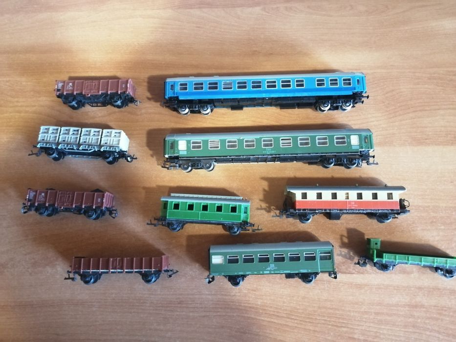 Wagoniki kolejki elektrycznej w skali tt, 10 sztuk