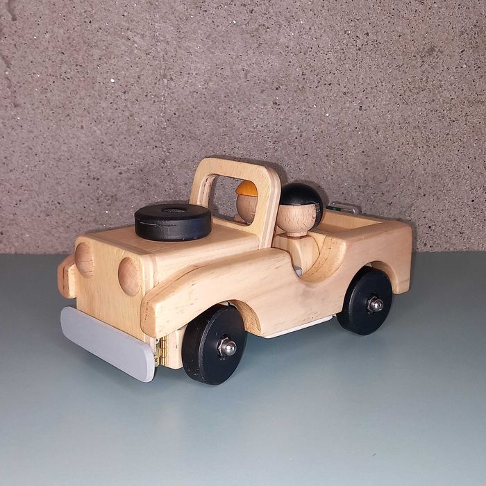 Brinquedos de madeira