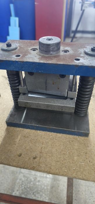 Cunhos para alumínio