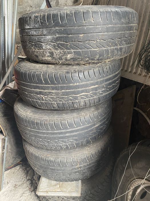 Koła mazda 323 f 195/60/15 z oponami dunlop