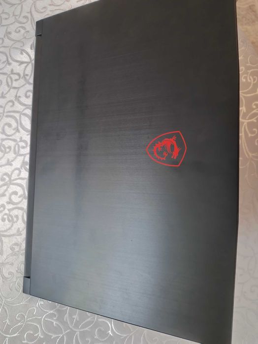 Продается игровой ноутбук MSI GF63