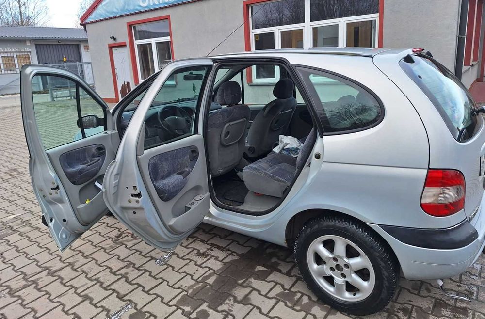Renault Scenic 1.6 2000r