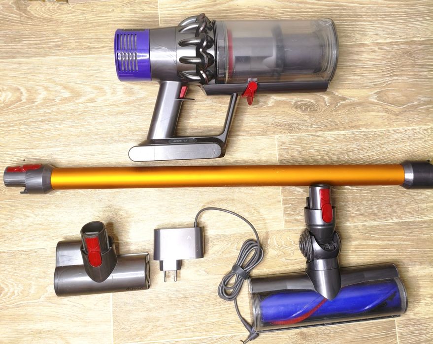 Бездротовий пилосос Dyson v10, гарний стан
