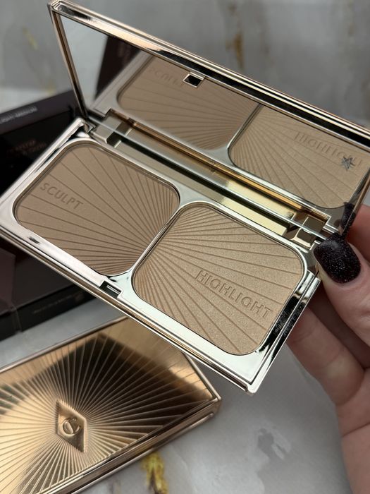Палєтка для обличчя Charlotte Tilbury хайлайтер бронзер