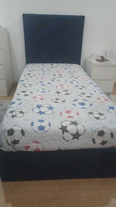 Cama de solteiro ( colchão)