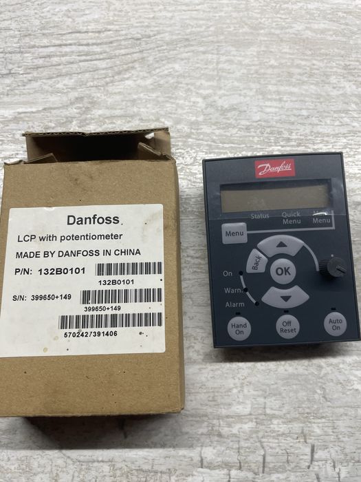 панель керування Danfoss LCP 12 з потенціометром