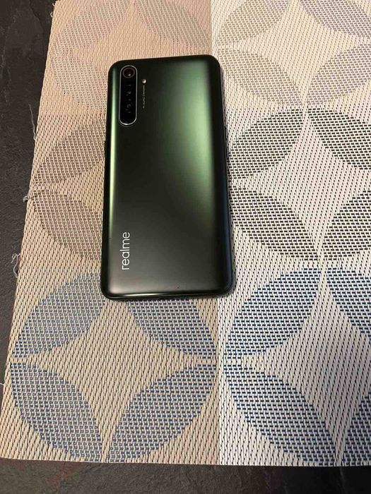 Продам телефон Realmy X50 Pro5g
