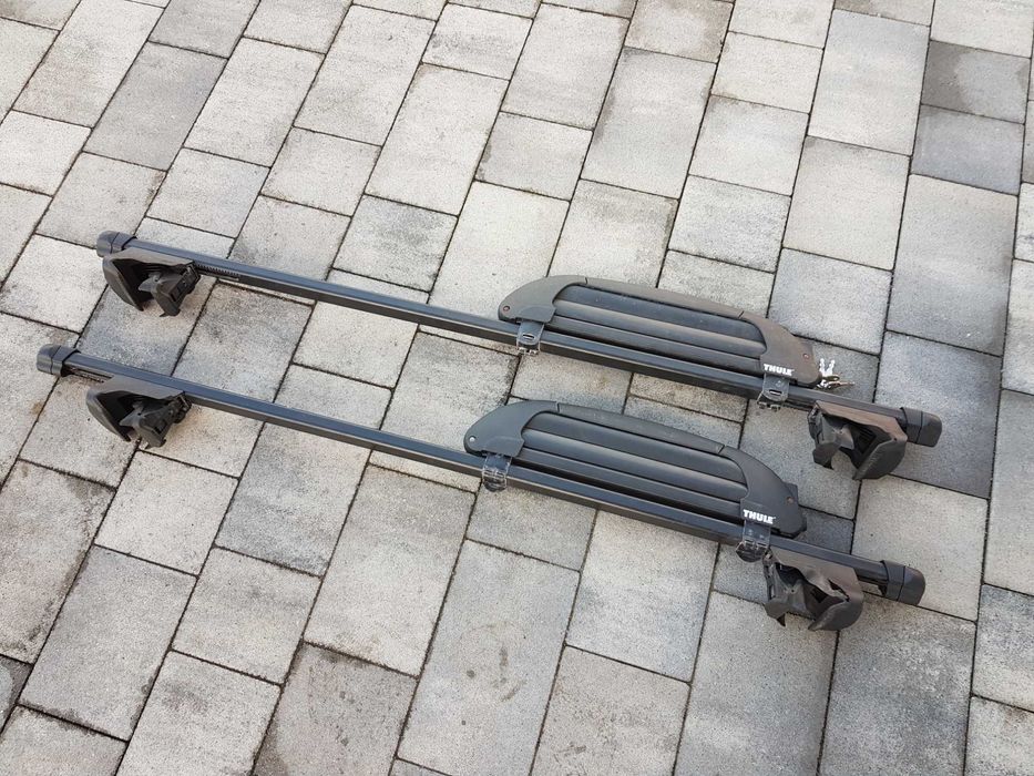 Bagażnik dachowy Thule 853 + uchwyt na narty thule